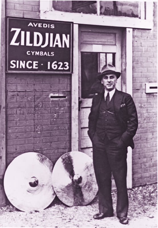 A young Avedis Zildgin