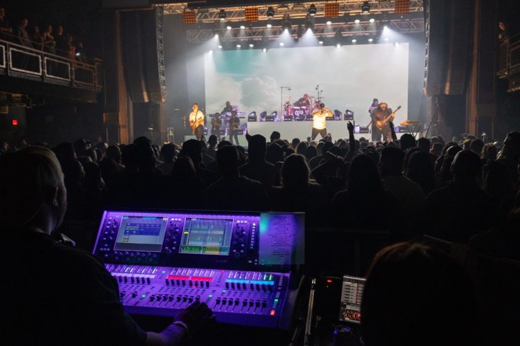 dLive S5000 surface at front of house for Common Kings
