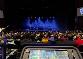 FOH engineer Daryl Johnson mixes on the Avantis Solo
