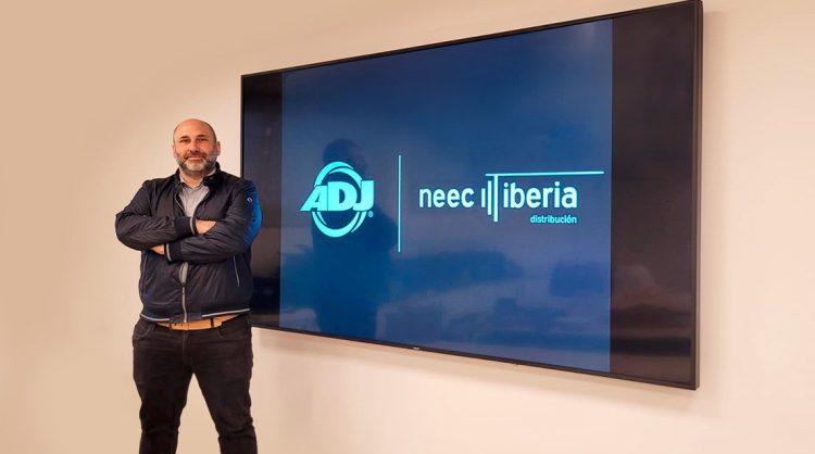 Abel Sánchez, Product Manager for Professional Lighting at NEEC Iberia